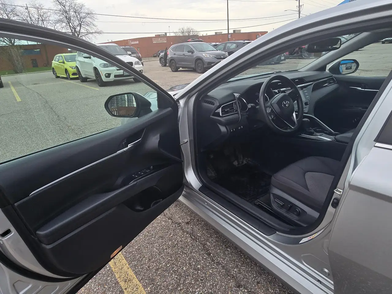 Toyota Camry снимка Toyota Camry