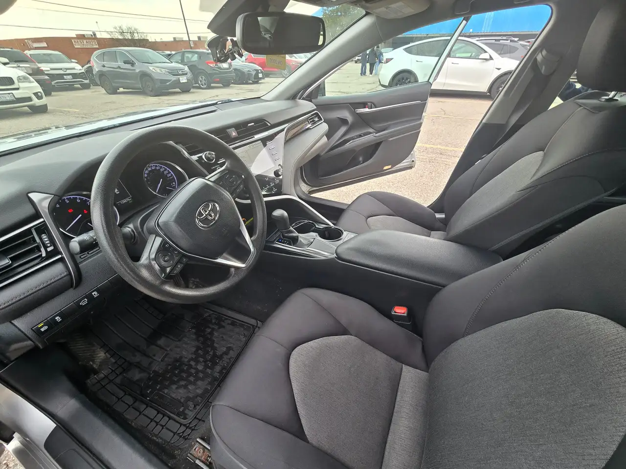 Toyota Camry снимка Toyota Camry