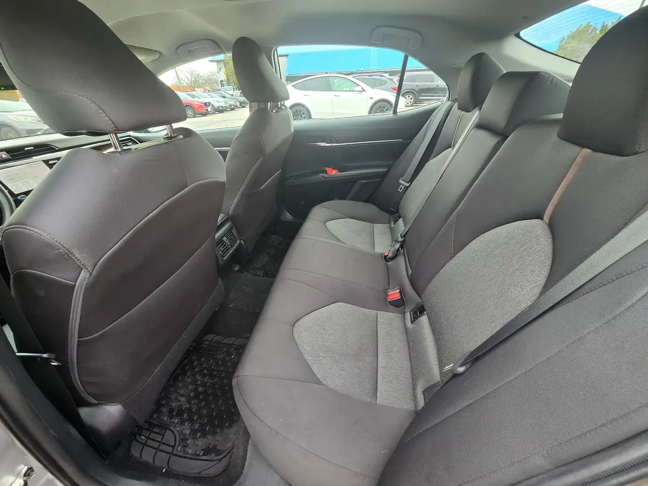 Toyota Camry снимка Toyota Camry