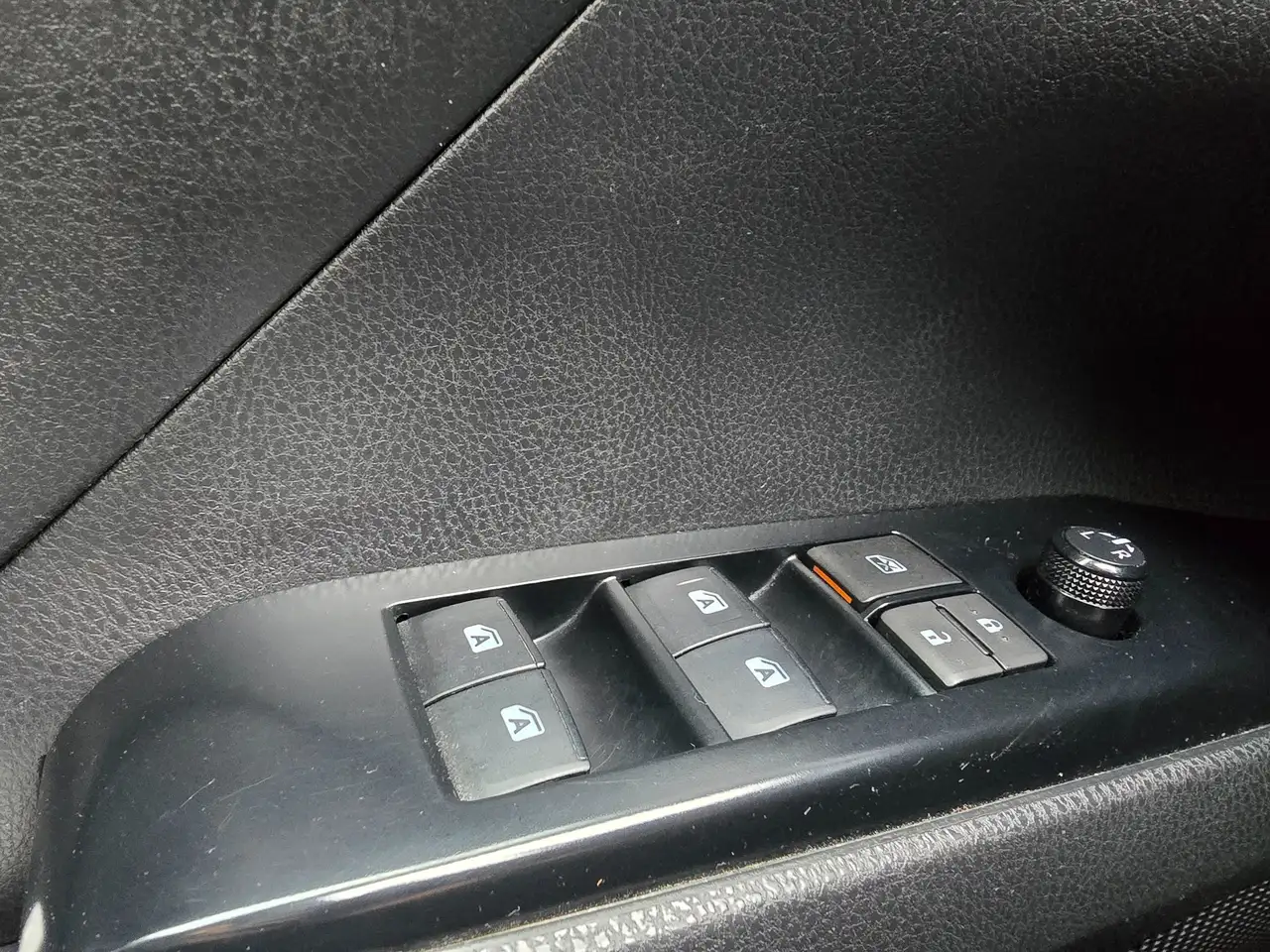 Toyota Camry снимка Toyota Camry