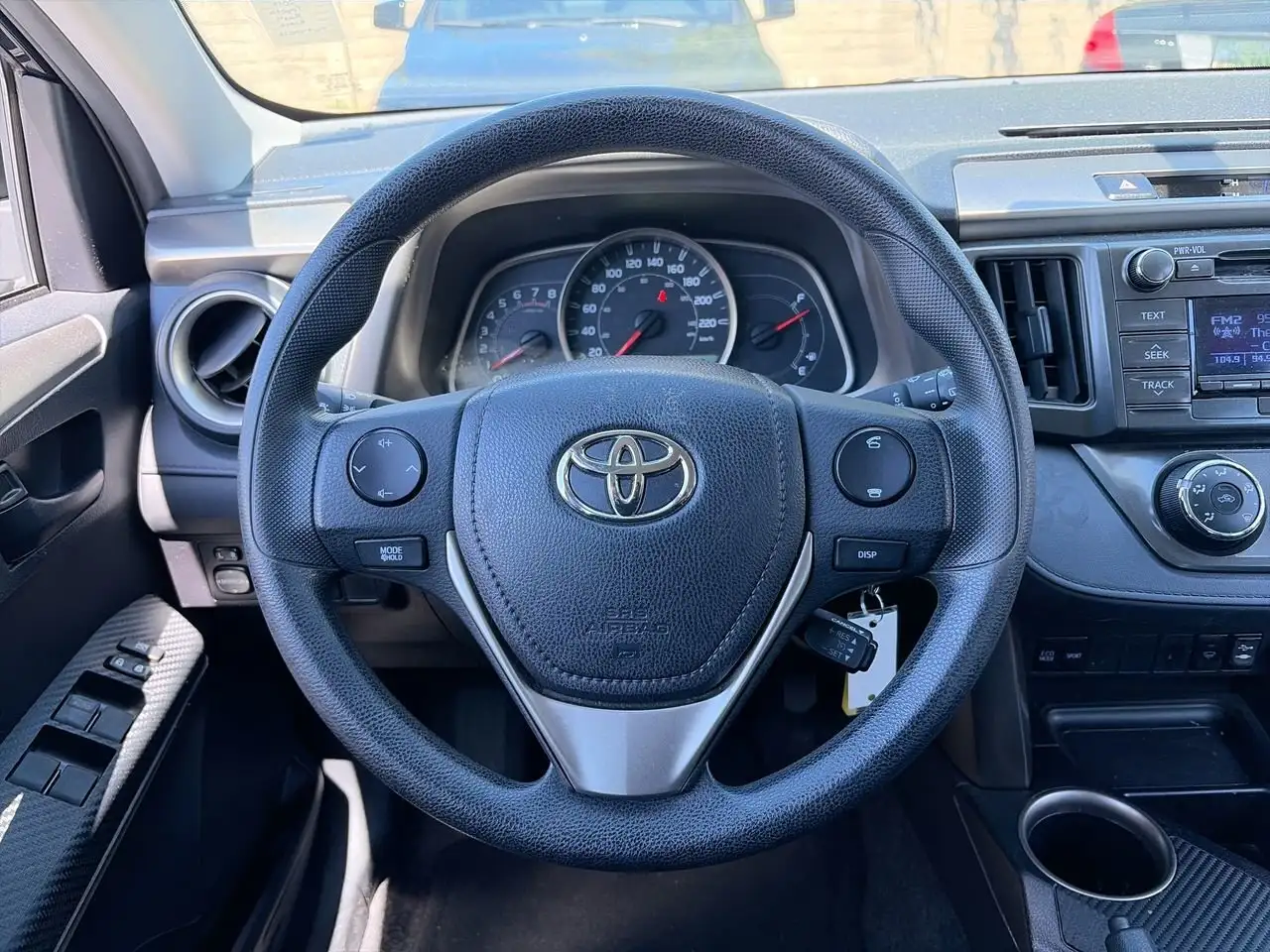 Toyota RAV 4 photo Toyota RAV 4