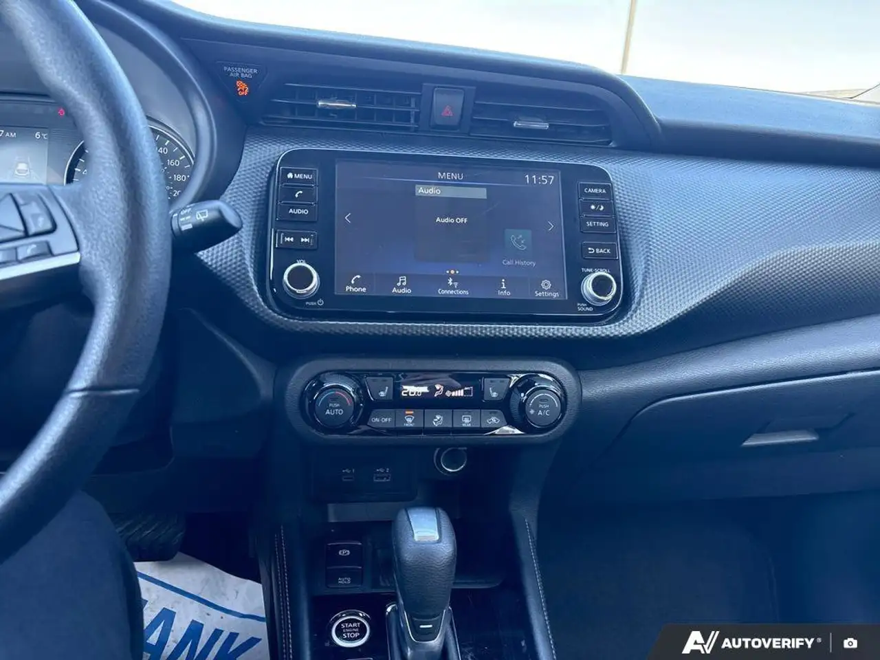 Nissan Kicks photo Nissan Kicks
