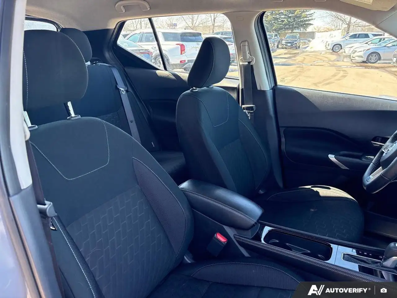 Nissan Kicks photo Nissan Kicks
