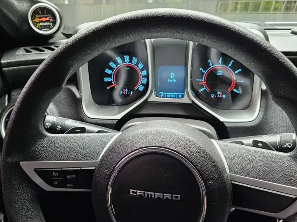 Chevrolet Camaro снимка Chevrolet Camaro