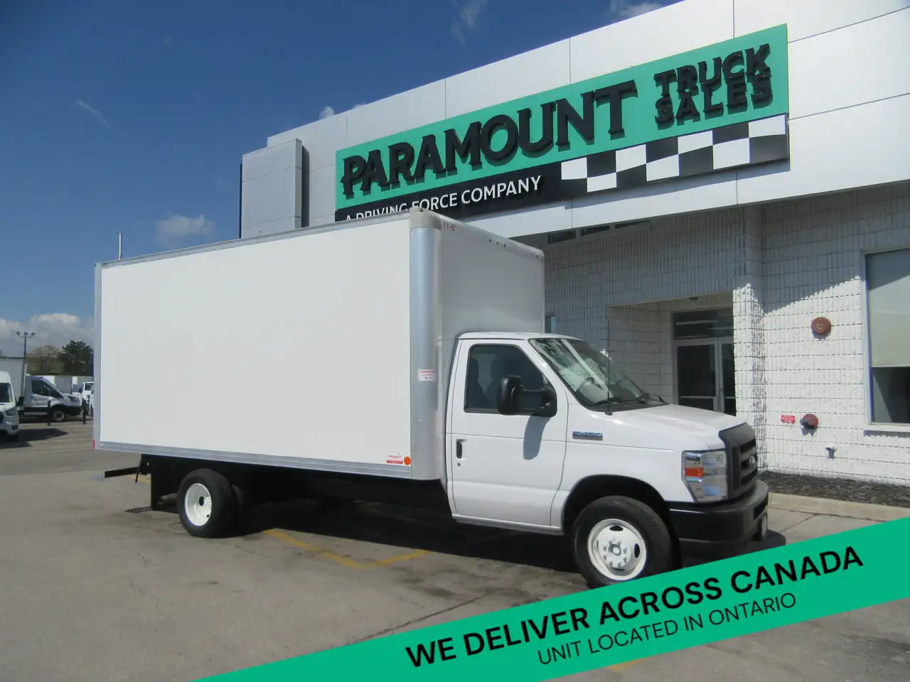 Ford E-450 Super Duty DRW снимка Ford E-450 Super Duty DRW