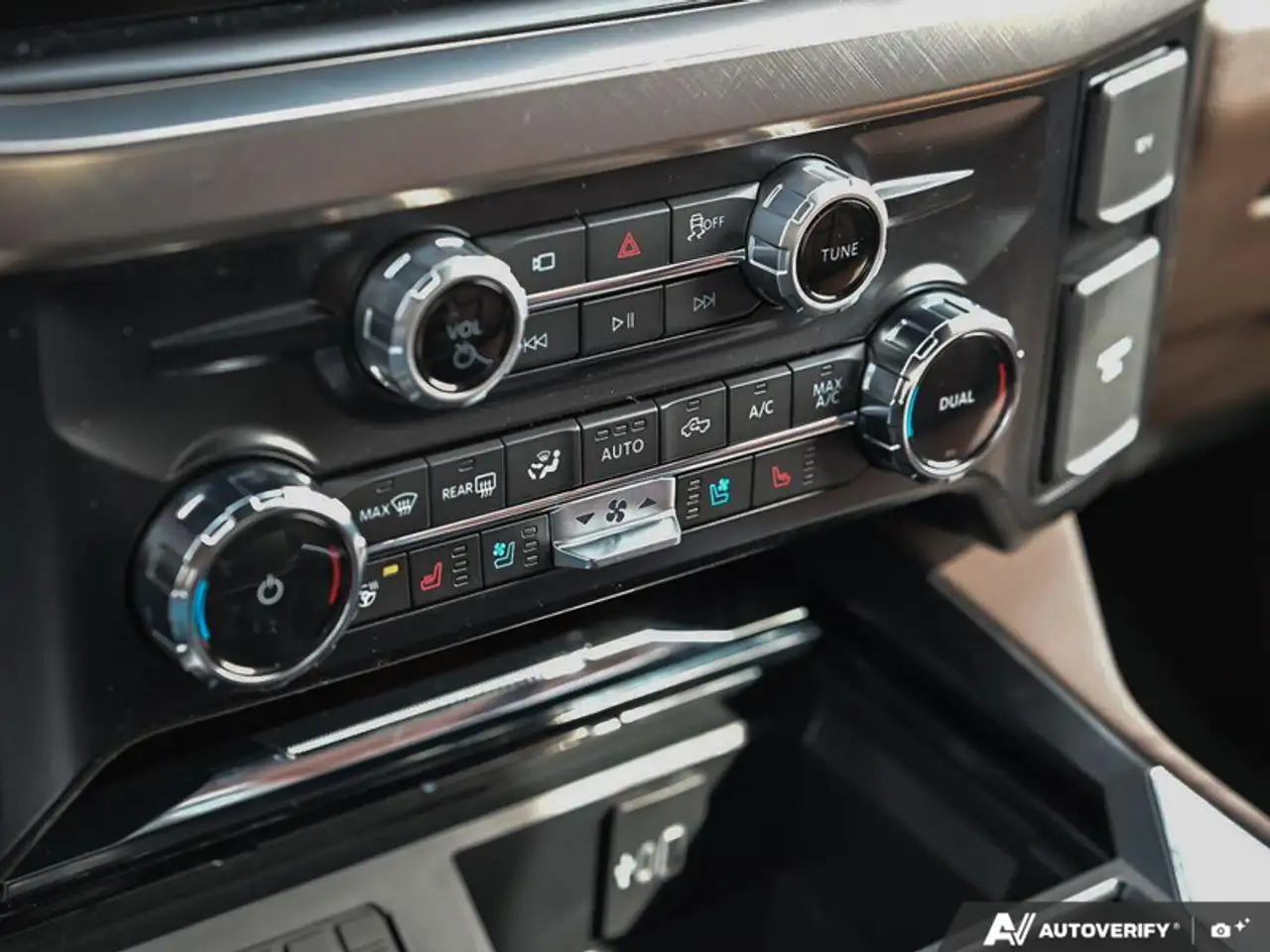 Ford F 350 снимка Ford F 350