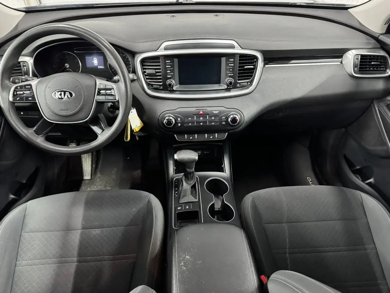 Kia Sorento снимка Kia Sorento