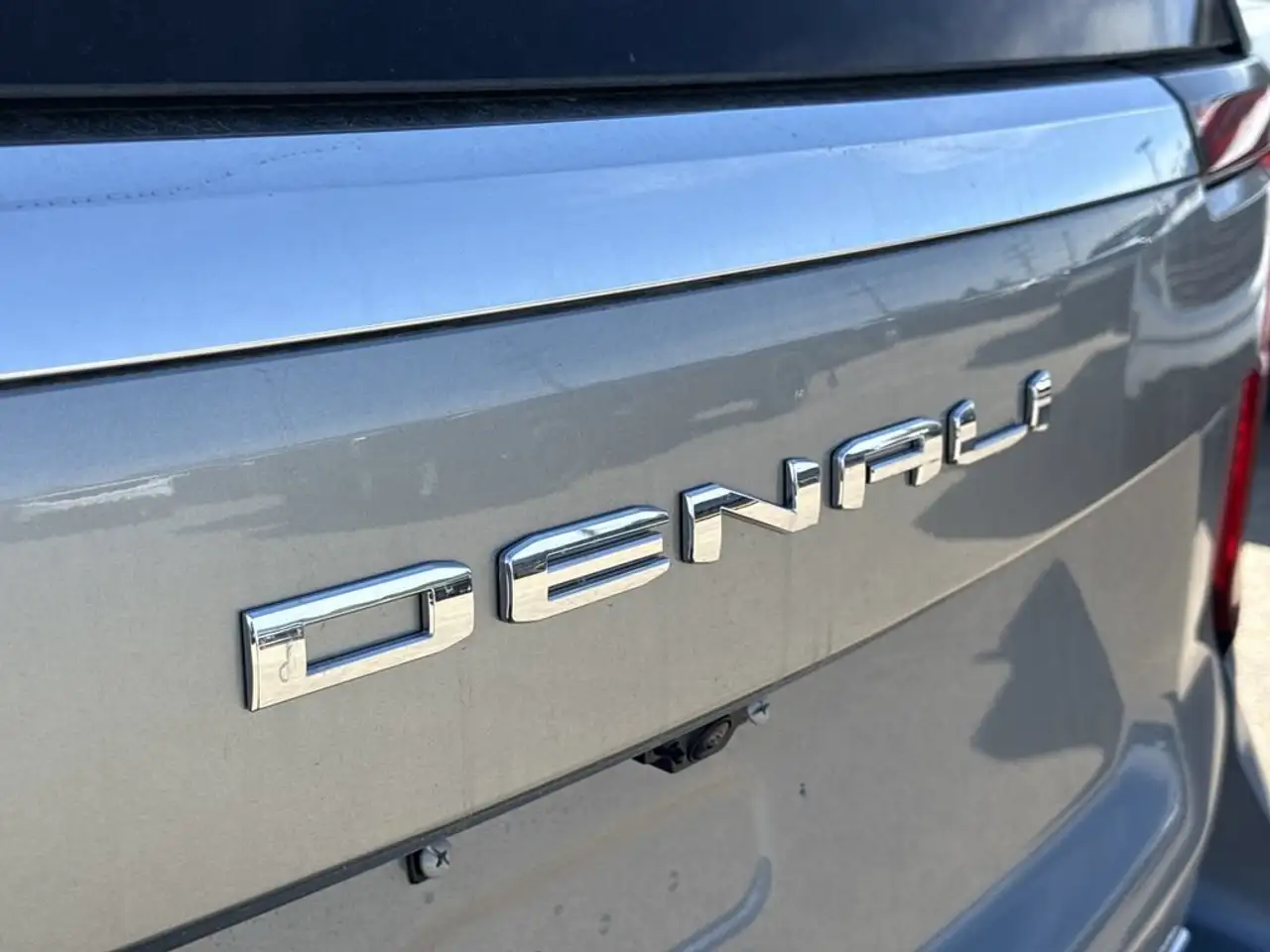 GMC Yukon снимка GMC Yukon