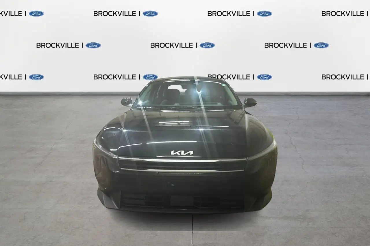 Kia K4 снимка Kia K4