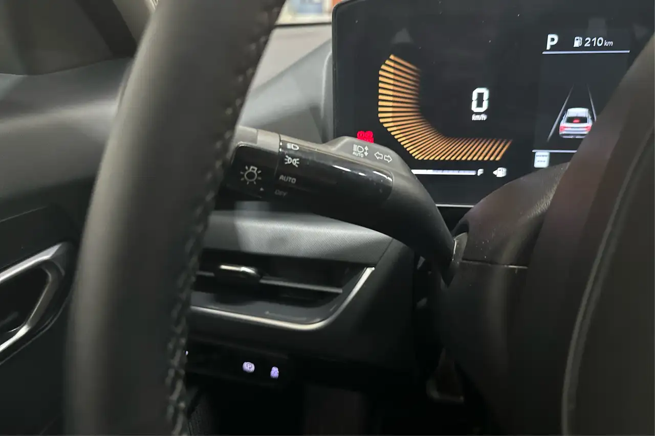 Kia K4 снимка Kia K4