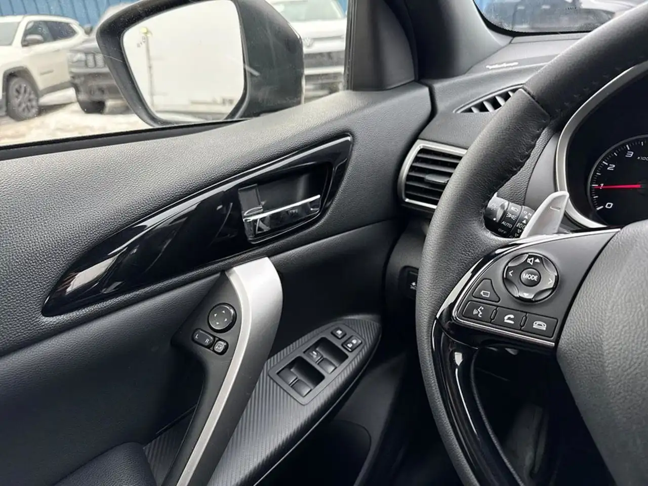 Mitsubishi Eclipse Cross photo Mitsubishi Eclipse Cross
