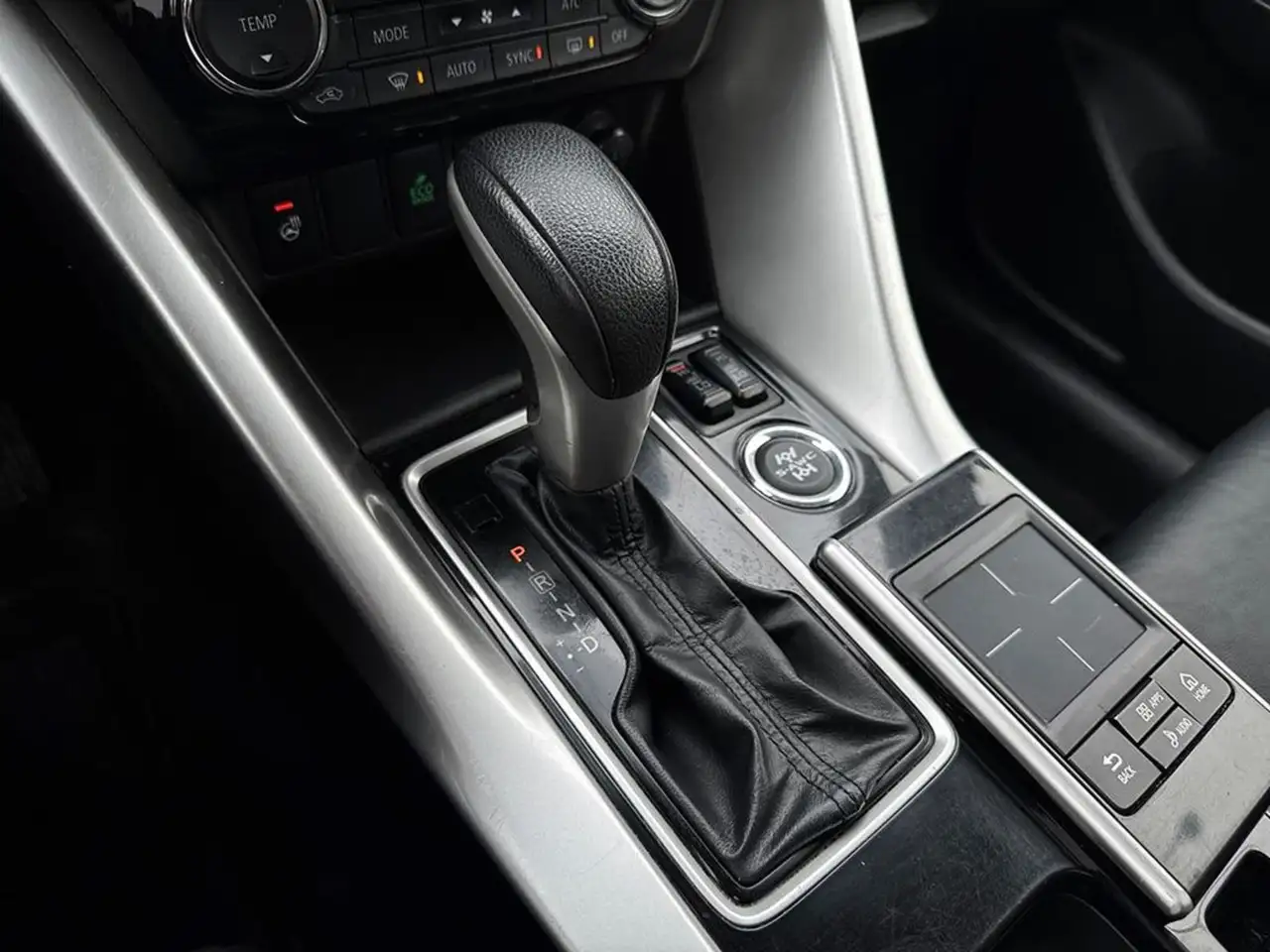 Mitsubishi Eclipse Cross photo Mitsubishi Eclipse Cross