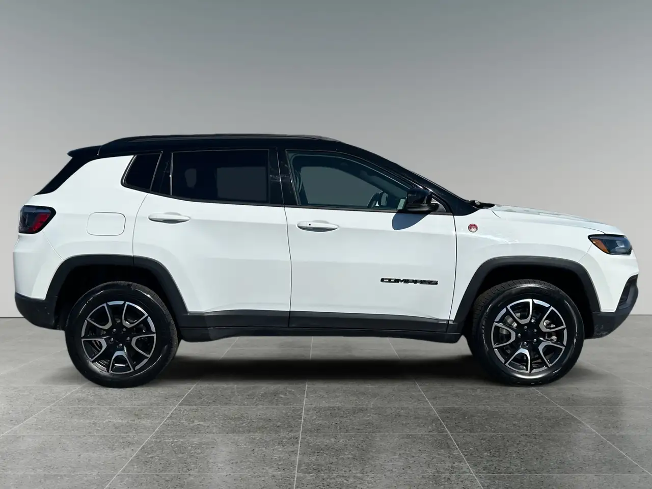 Jeep Compass photo Jeep Compass