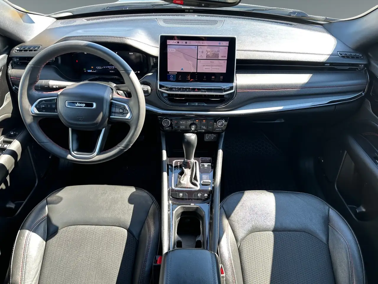 Jeep Compass photo Jeep Compass