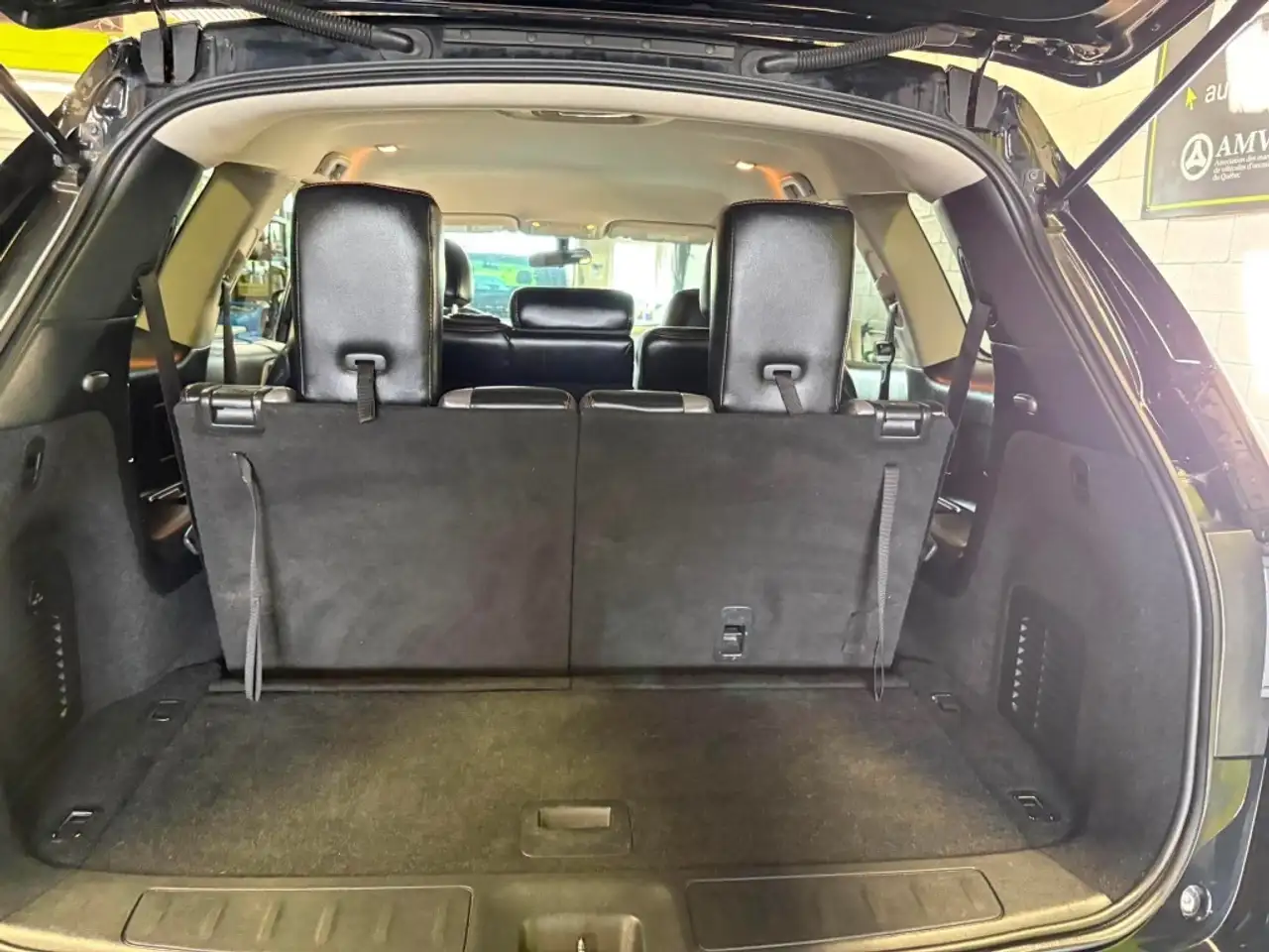 Nissan Pathfinder photo Nissan Pathfinder
