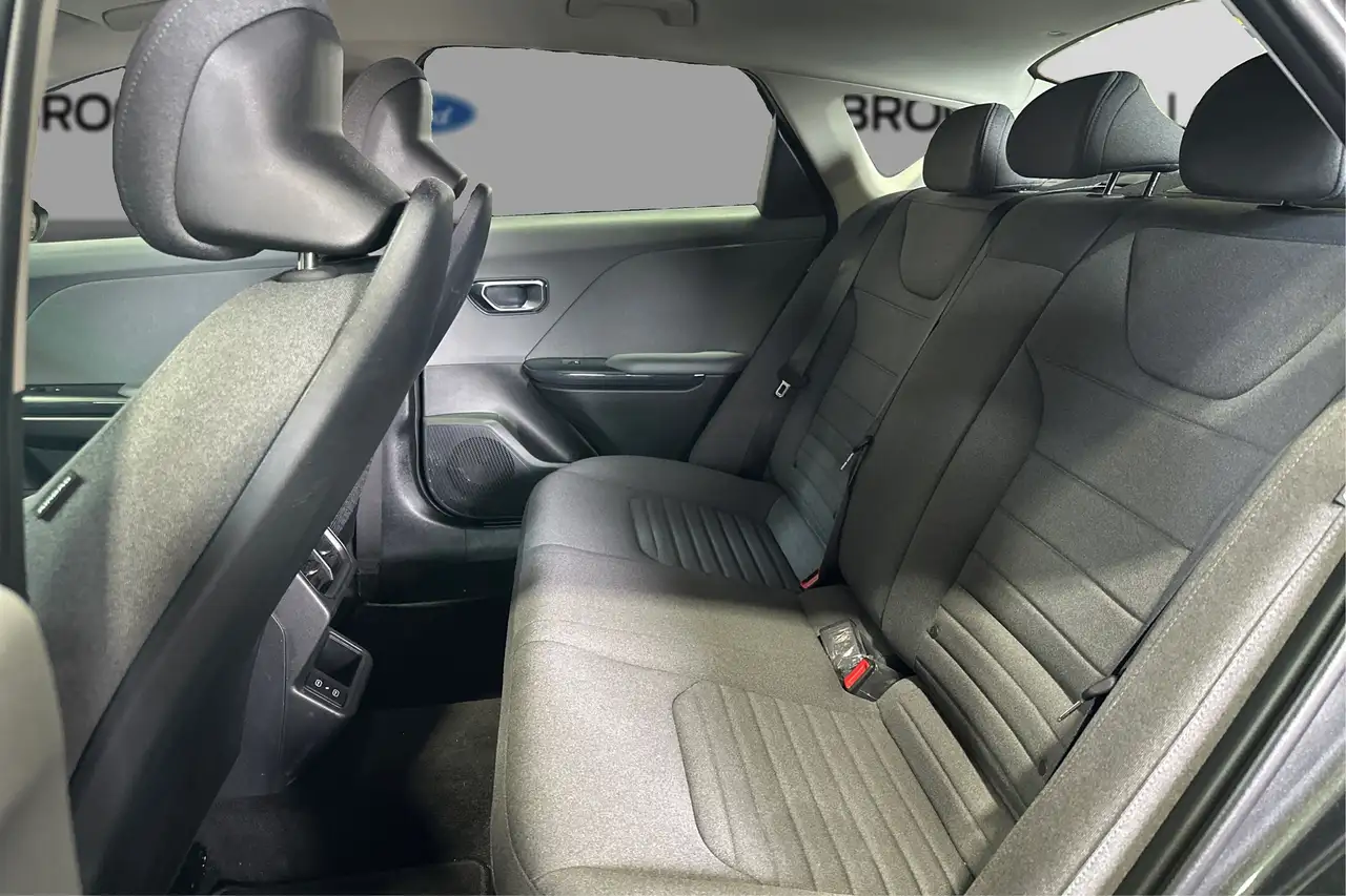 Kia K4 photo Kia K4