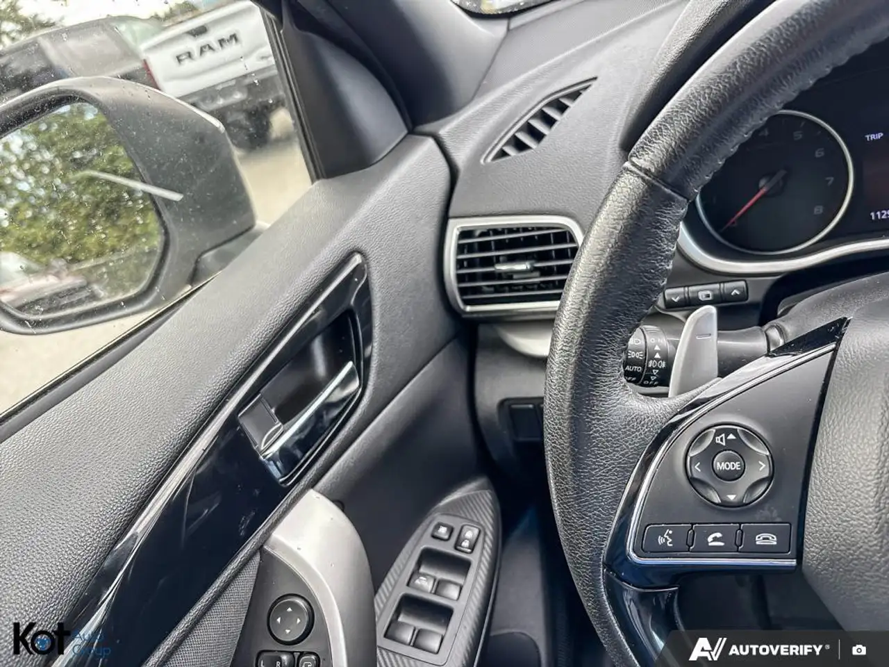Mitsubishi Eclipse Cross снимка Mitsubishi Eclipse Cross