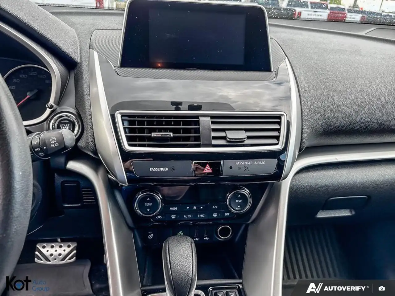 Mitsubishi Eclipse Cross снимка Mitsubishi Eclipse Cross
