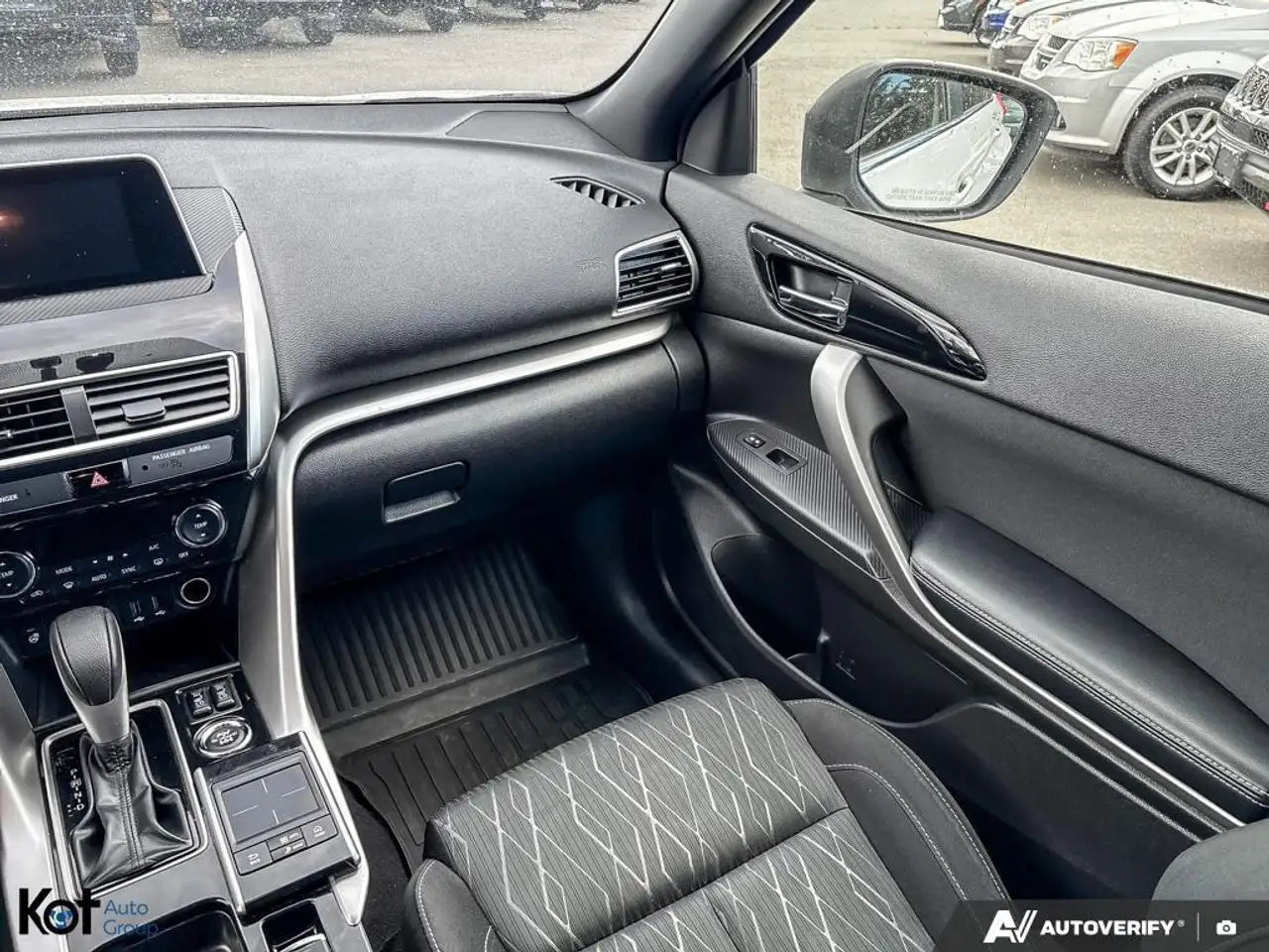 Mitsubishi Eclipse Cross снимка Mitsubishi Eclipse Cross
