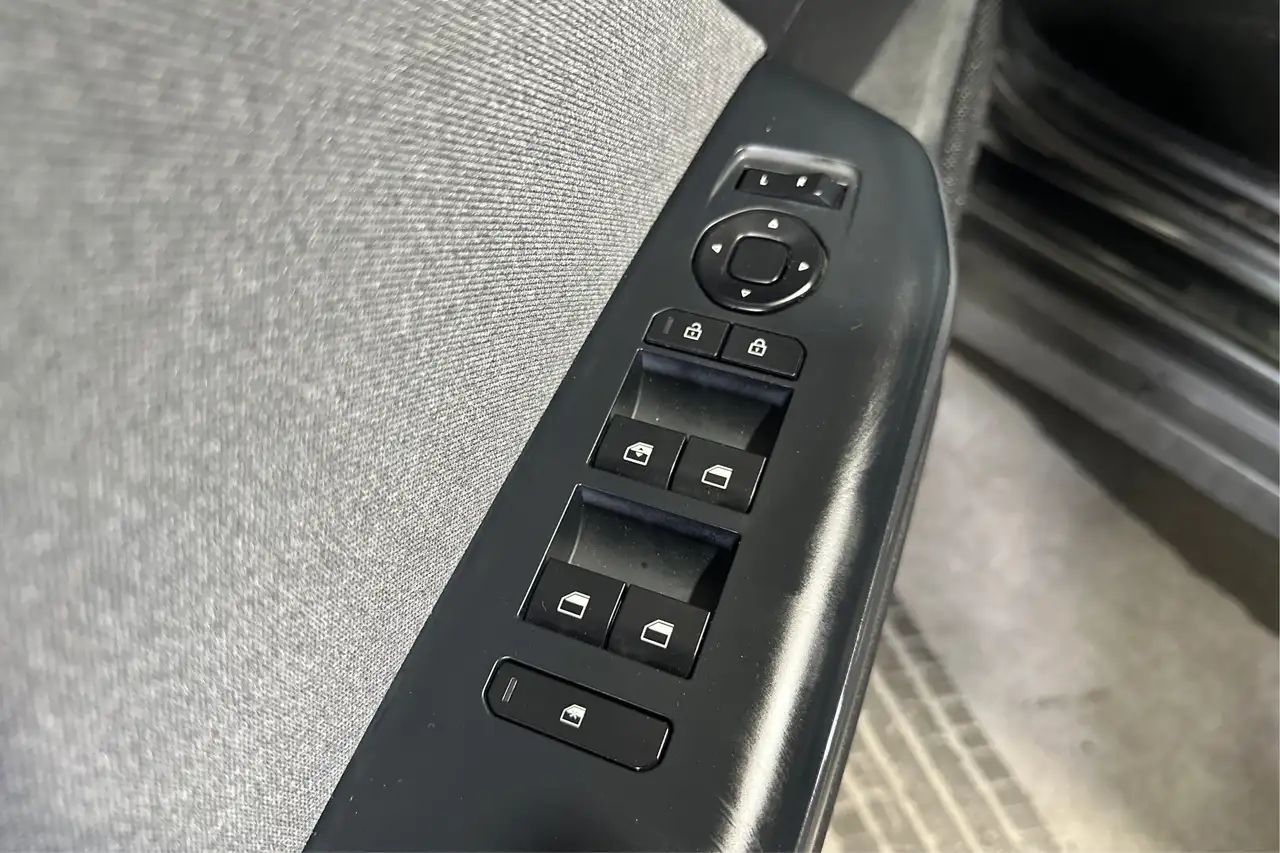 Kia K4 photo Kia K4
