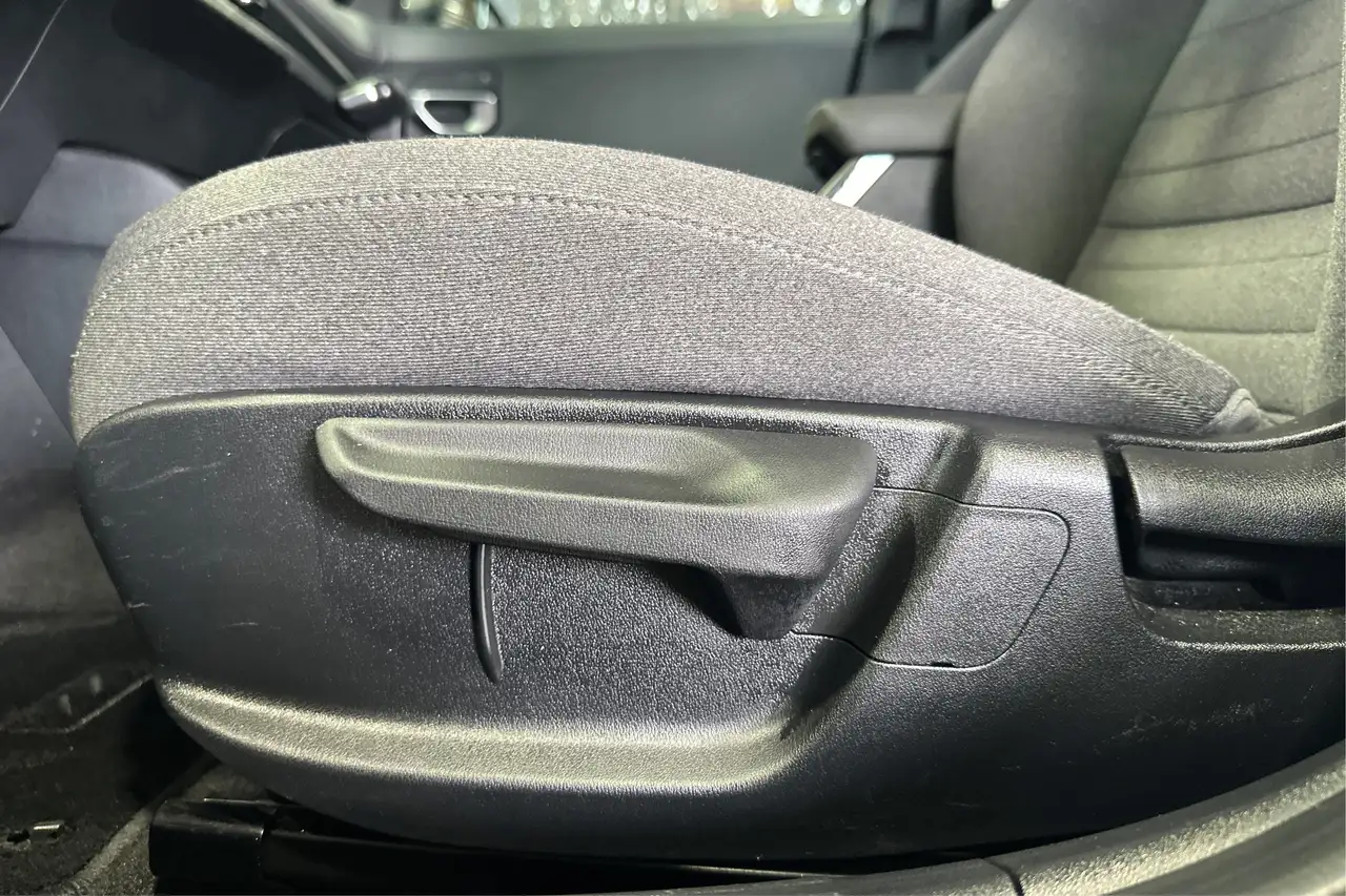 Kia K4 photo Kia K4