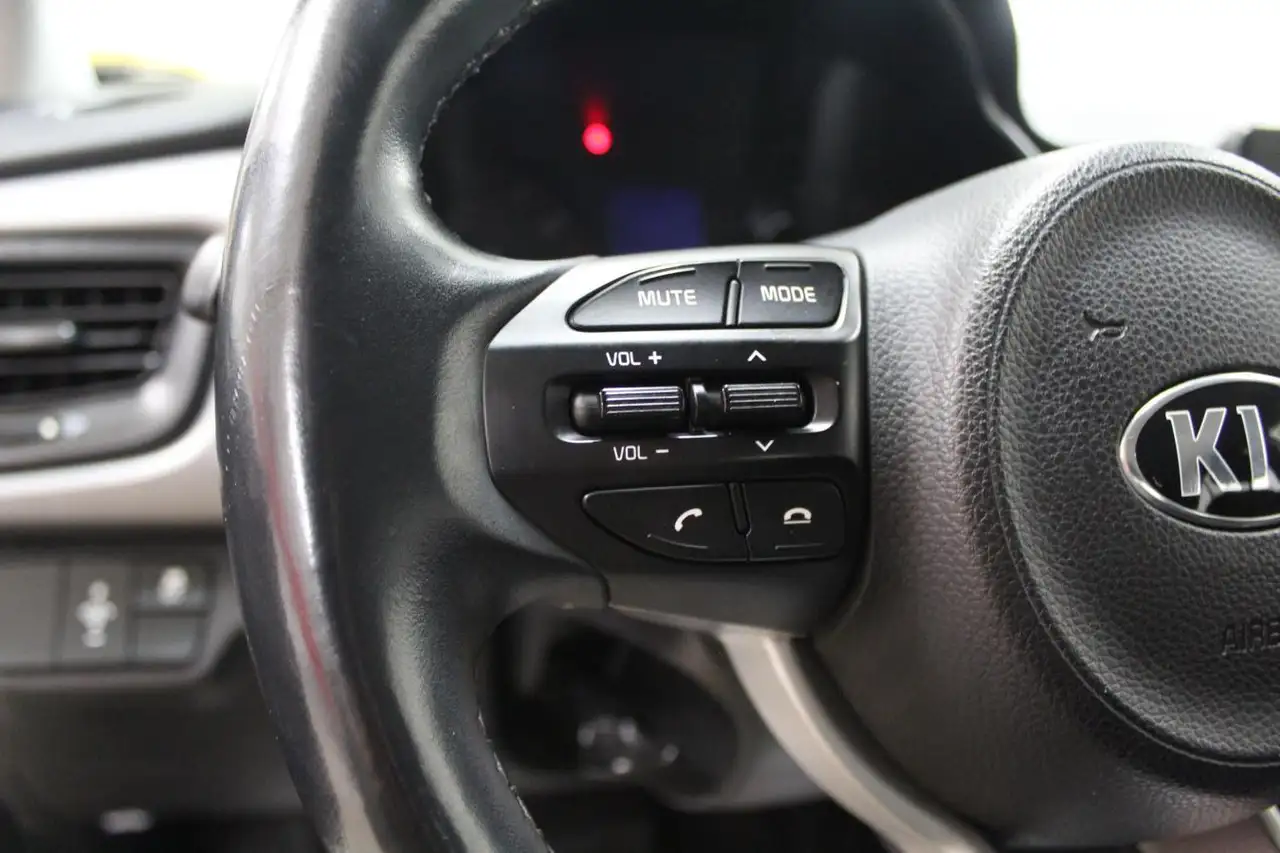 Kia Rio photo Kia Rio