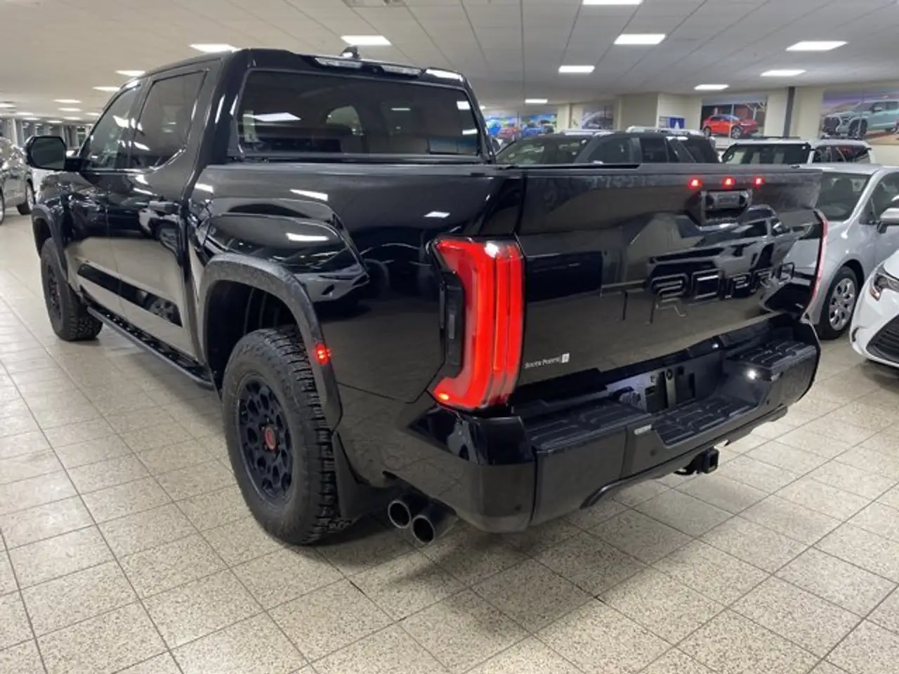 Toyota Tundra photo Toyota Tundra