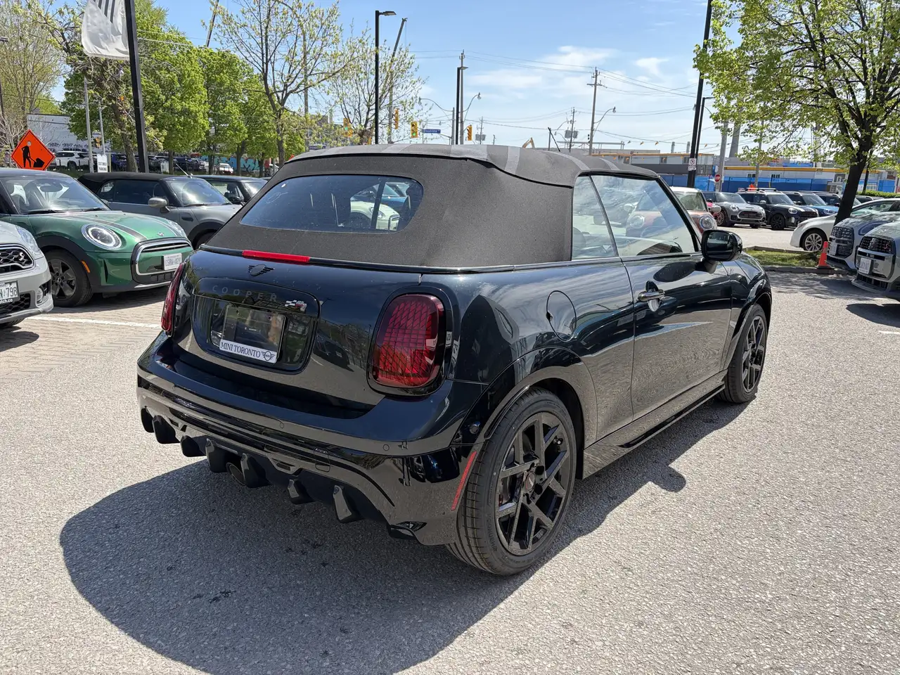 MINI Convertible photo MINI Convertible