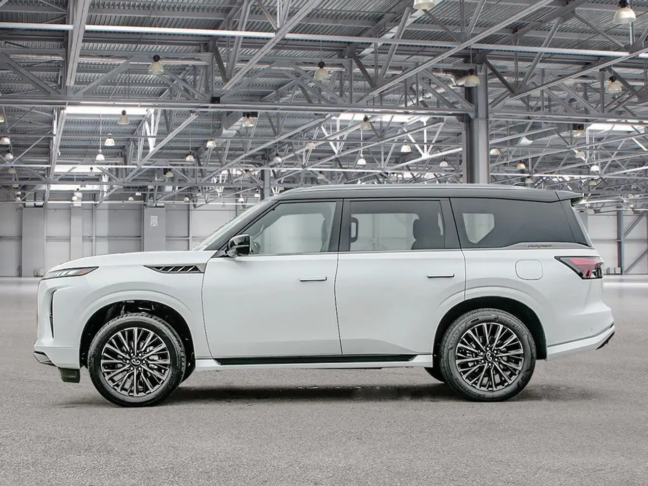 Infiniti QX80 снимка Infiniti QX80