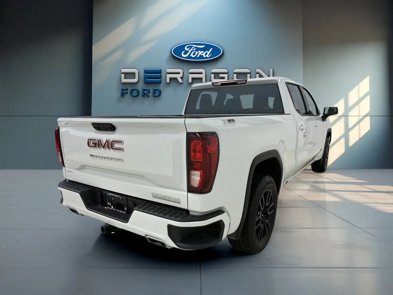 GMC Sierra 1500 снимка GMC Sierra 1500