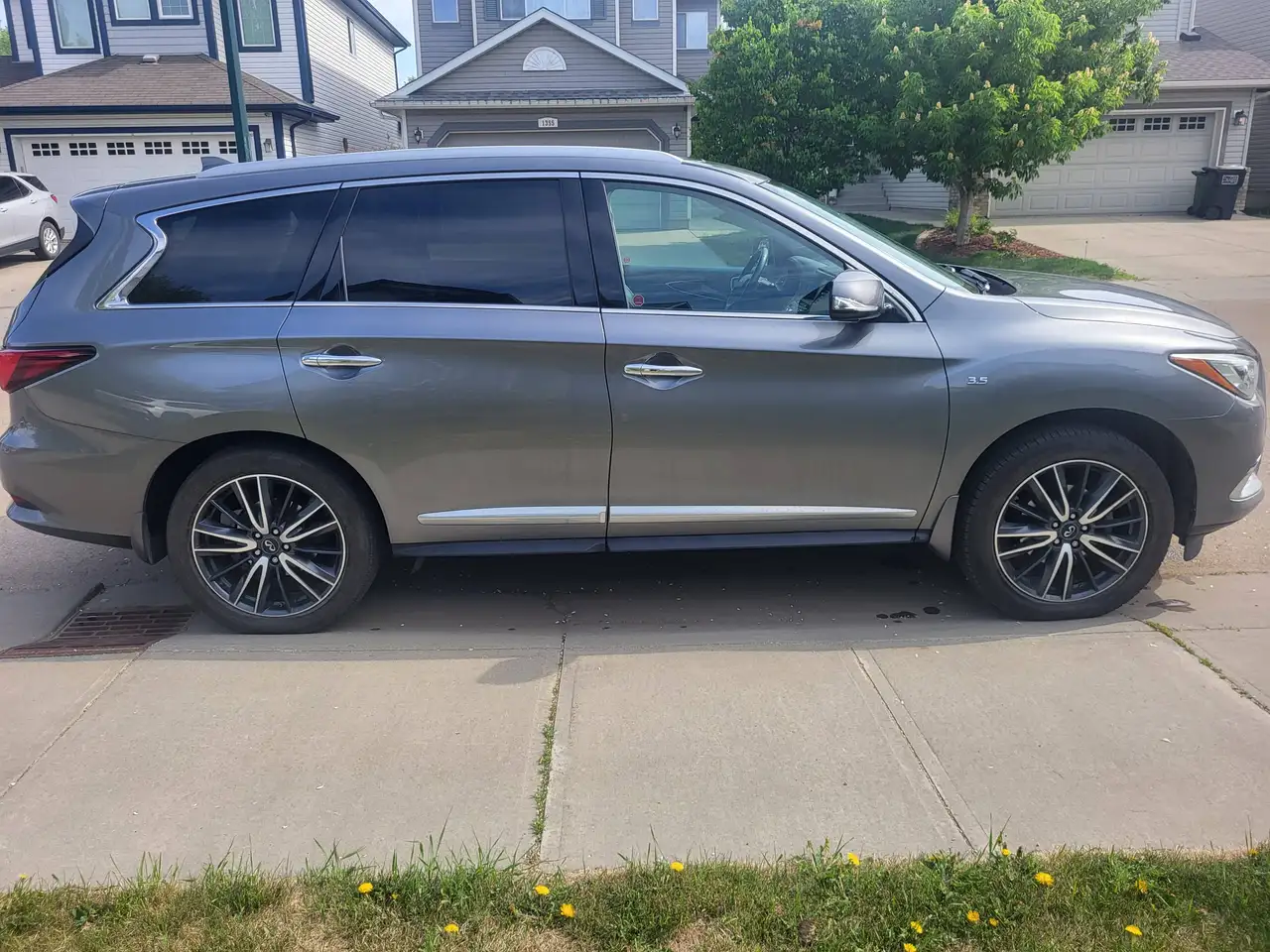Infiniti QX60 photo Infiniti QX60