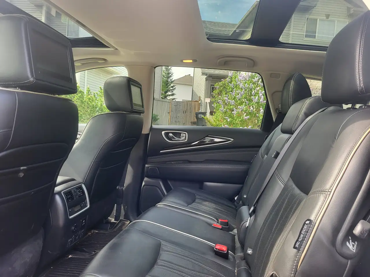 Infiniti QX60 photo Infiniti QX60