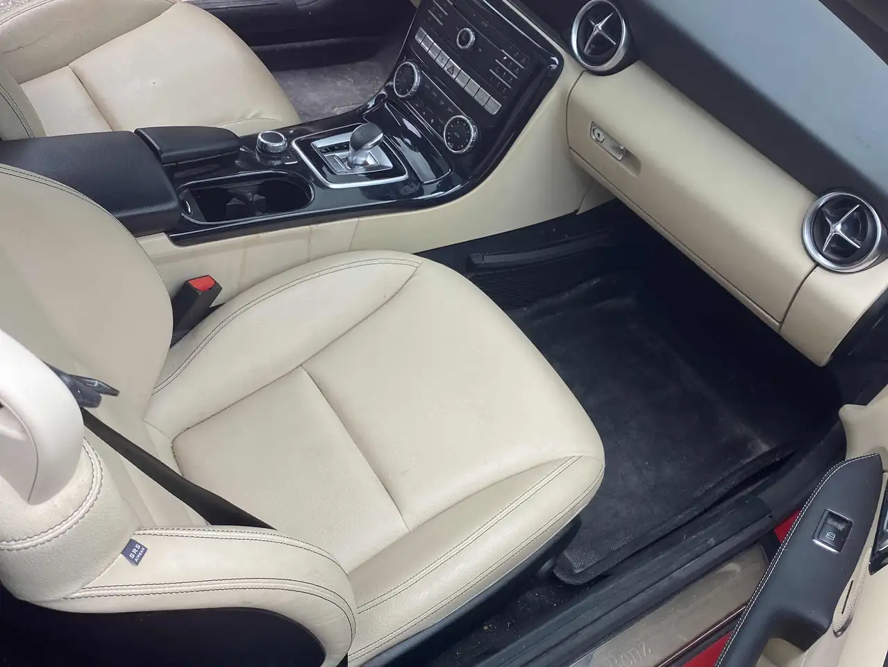 Mercedes-Benz SLC photo Mercedes-Benz SLC