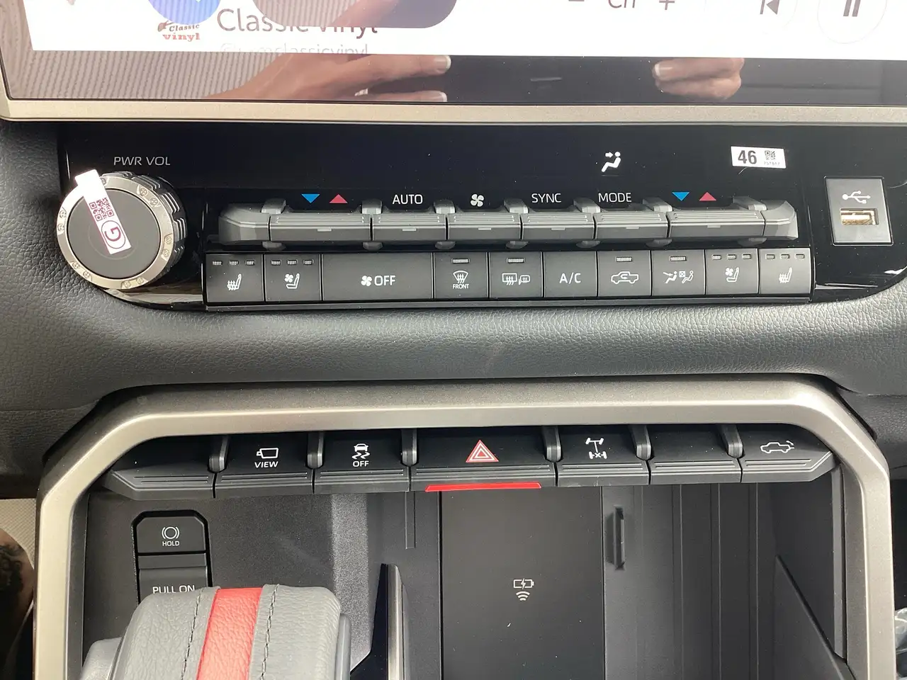Toyota Tundra снимка Toyota Tundra