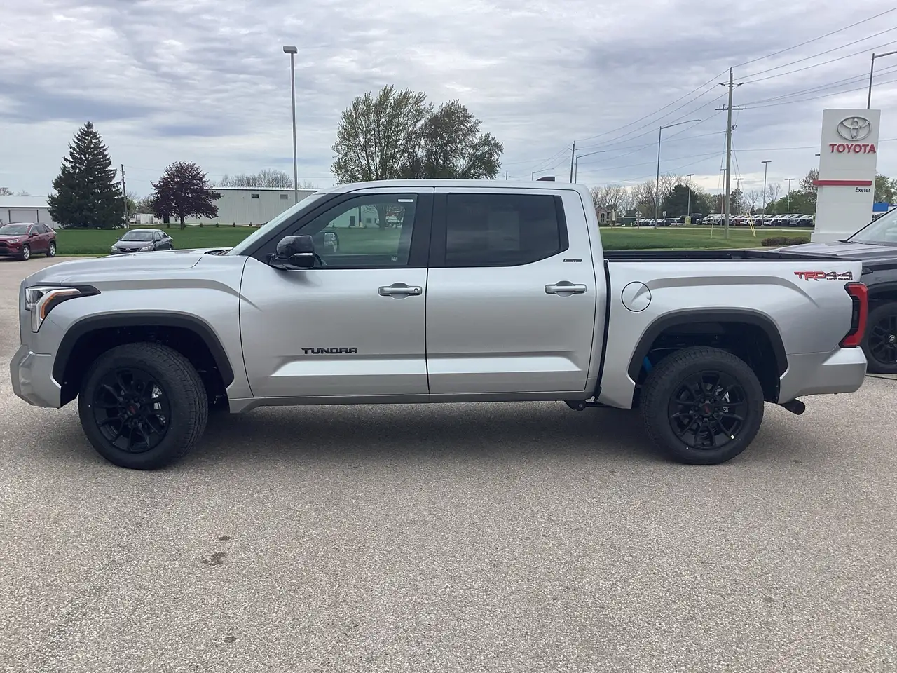 Toyota Tundra снимка Toyota Tundra