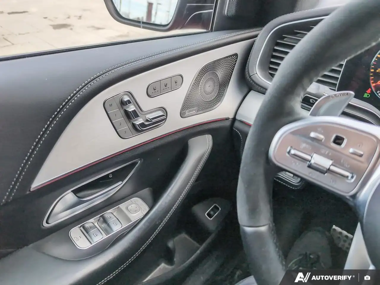 Mercedes-Benz GLE photo Mercedes-Benz GLE