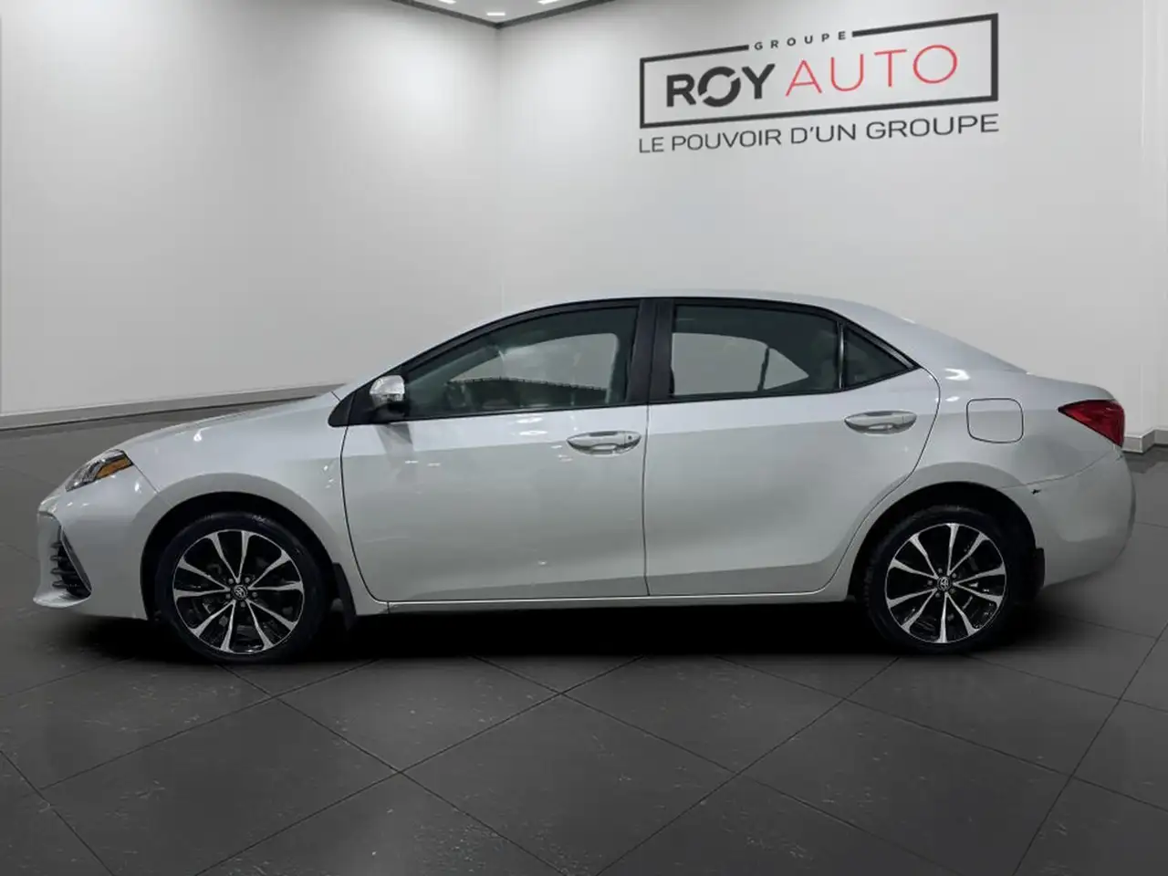 Toyota Corolla снимка Toyota Corolla