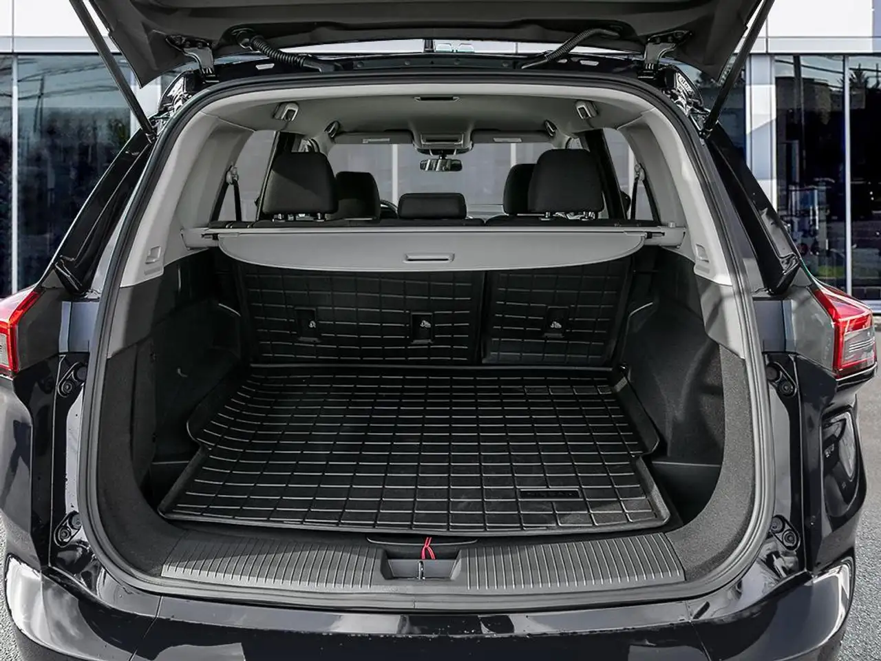 Nissan Rogue снимка Nissan Rogue