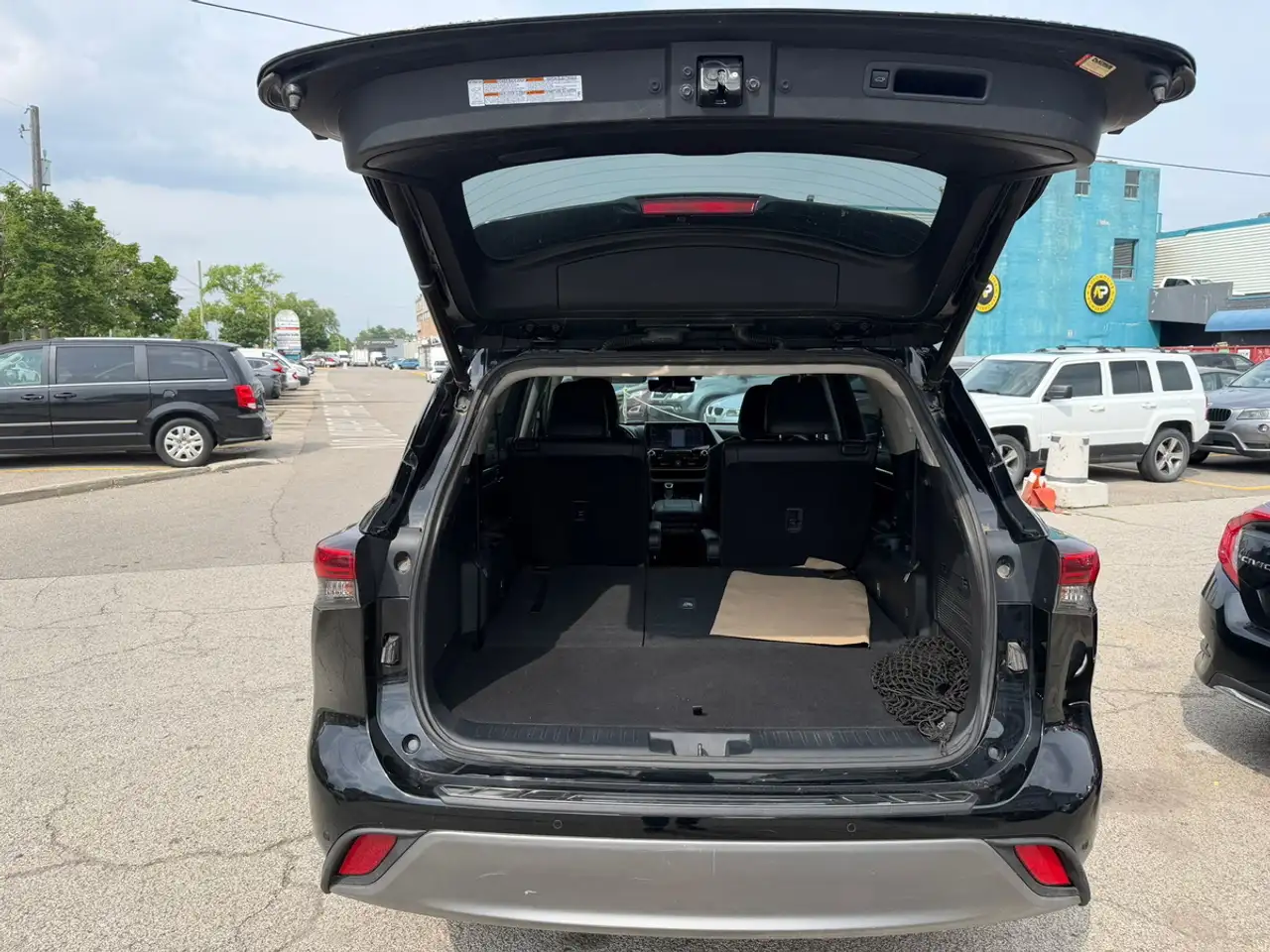 Toyota Highlander снимка Toyota Highlander