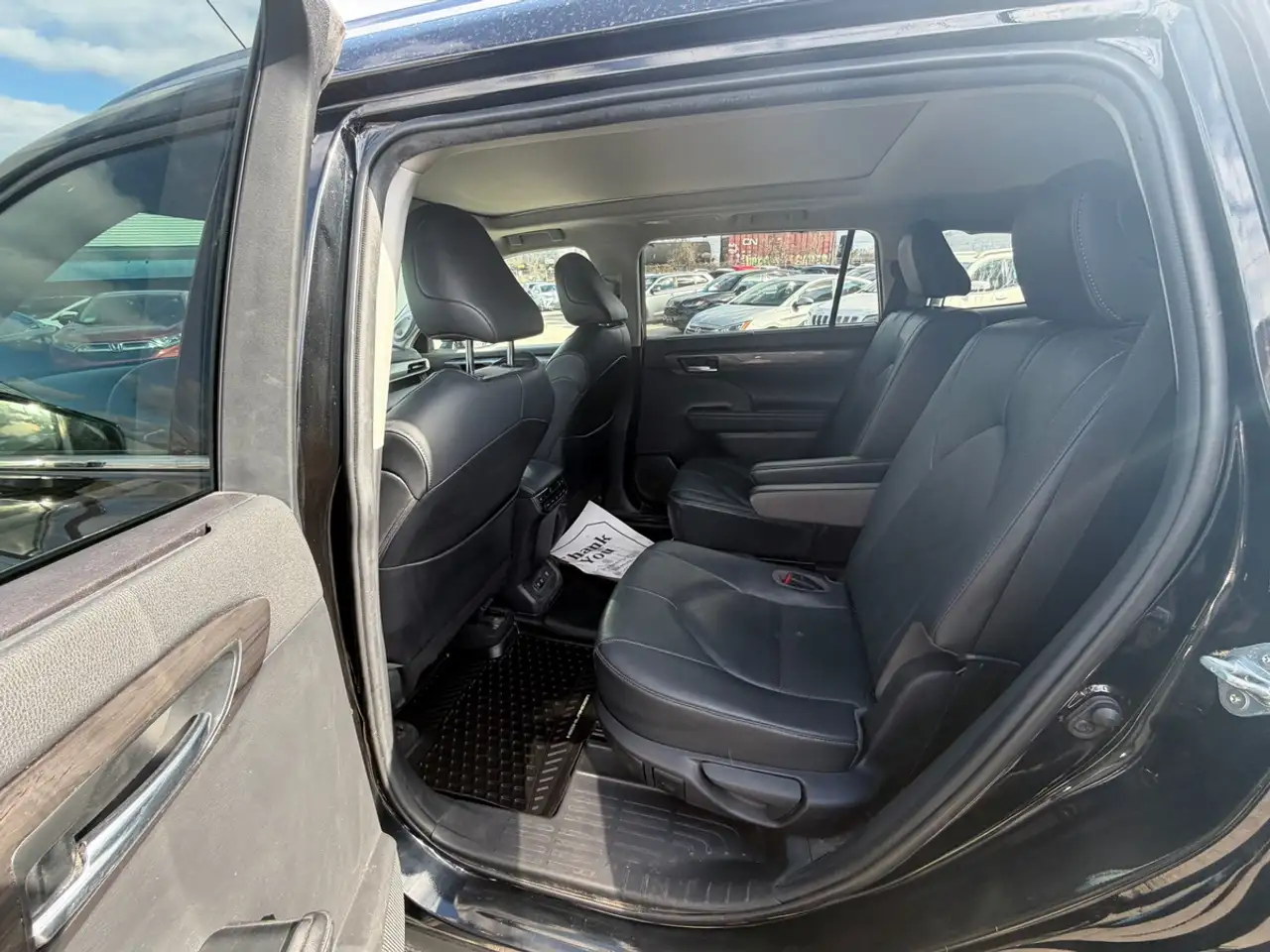 Toyota Highlander снимка Toyota Highlander