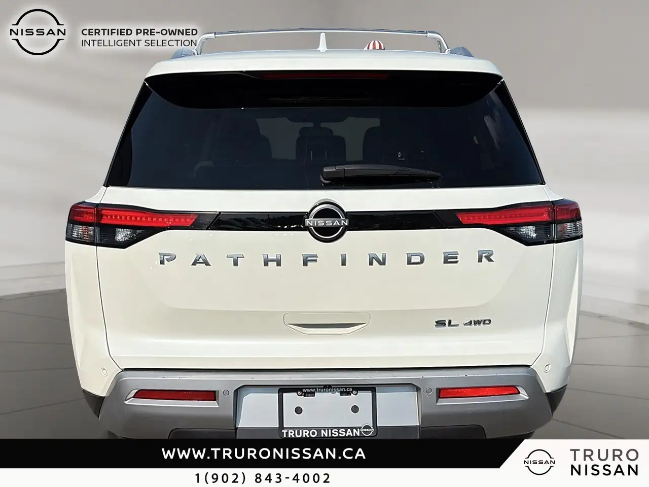 Nissan Pathfinder снимка Nissan Pathfinder
