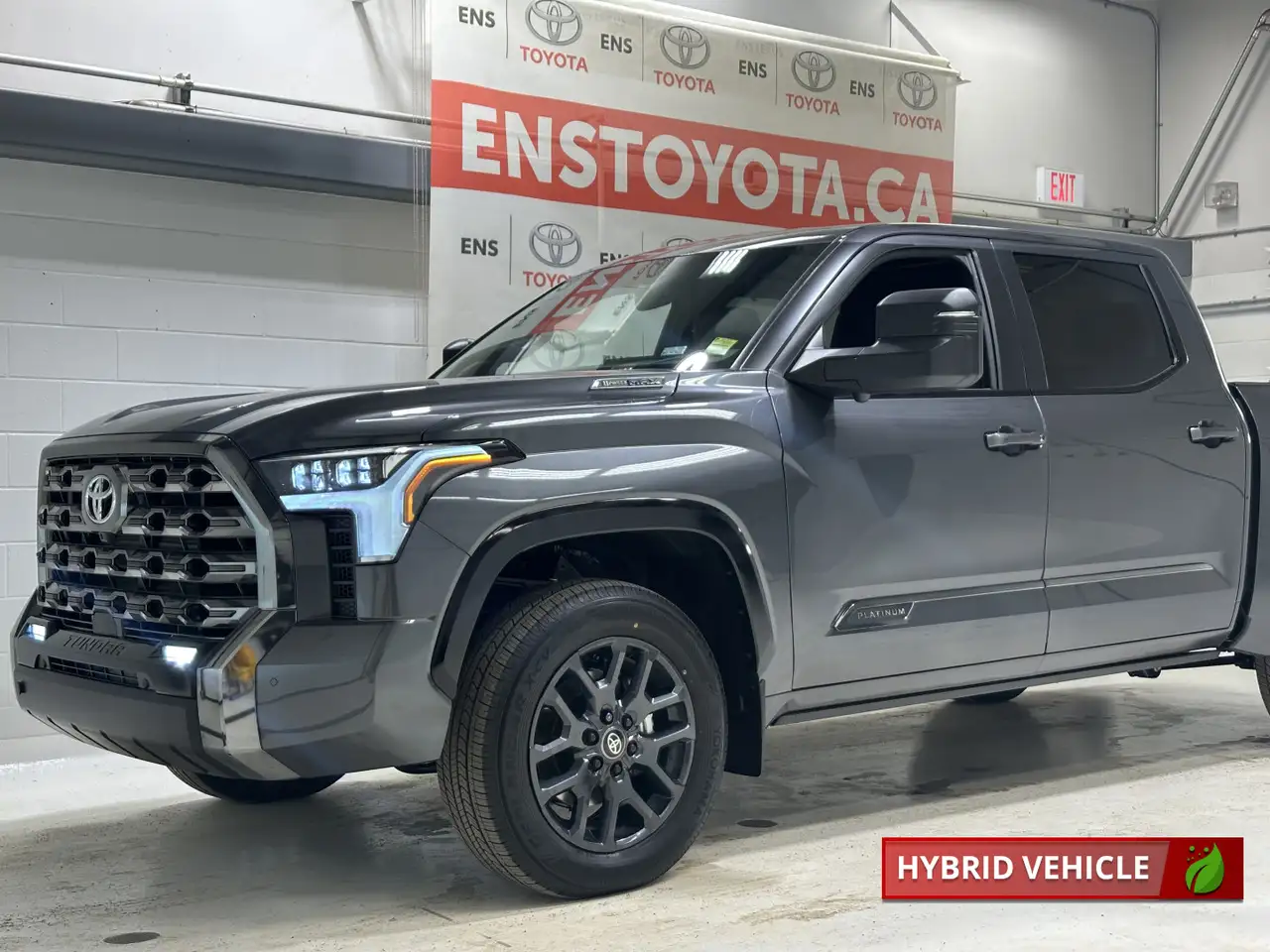 Toyota Tundra снимка Toyota Tundra