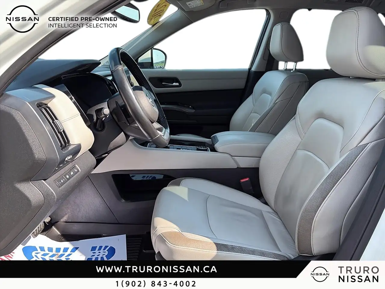 Nissan Pathfinder снимка Nissan Pathfinder