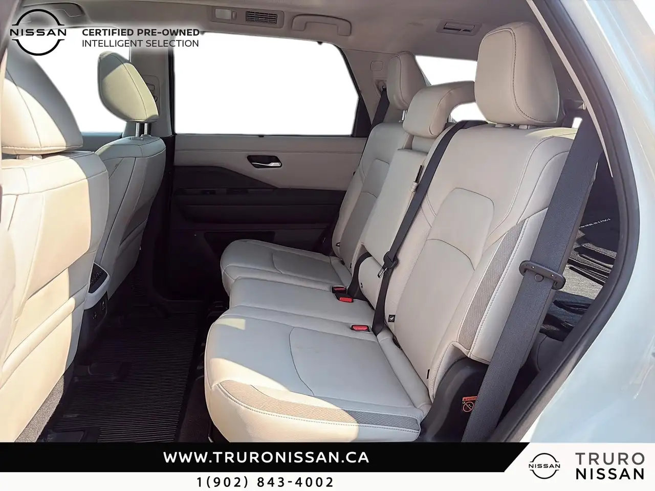 Nissan Pathfinder снимка Nissan Pathfinder
