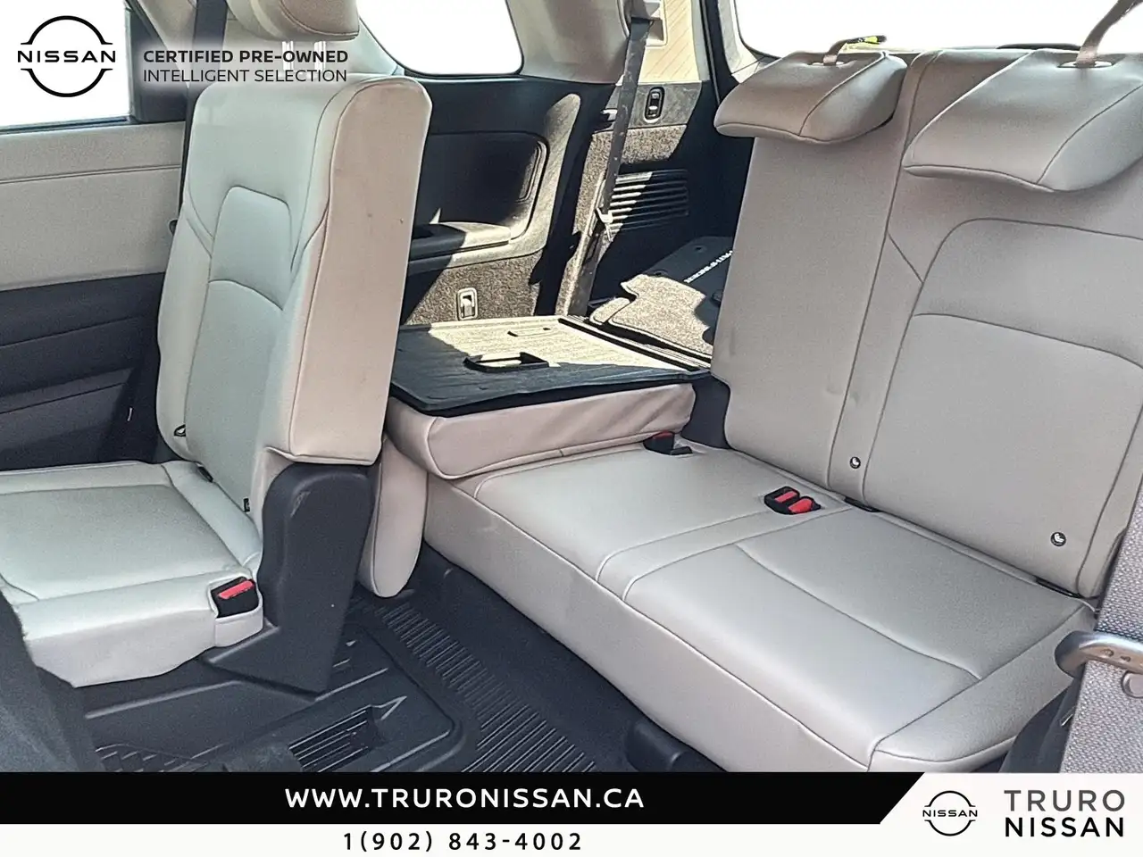Nissan Pathfinder снимка Nissan Pathfinder