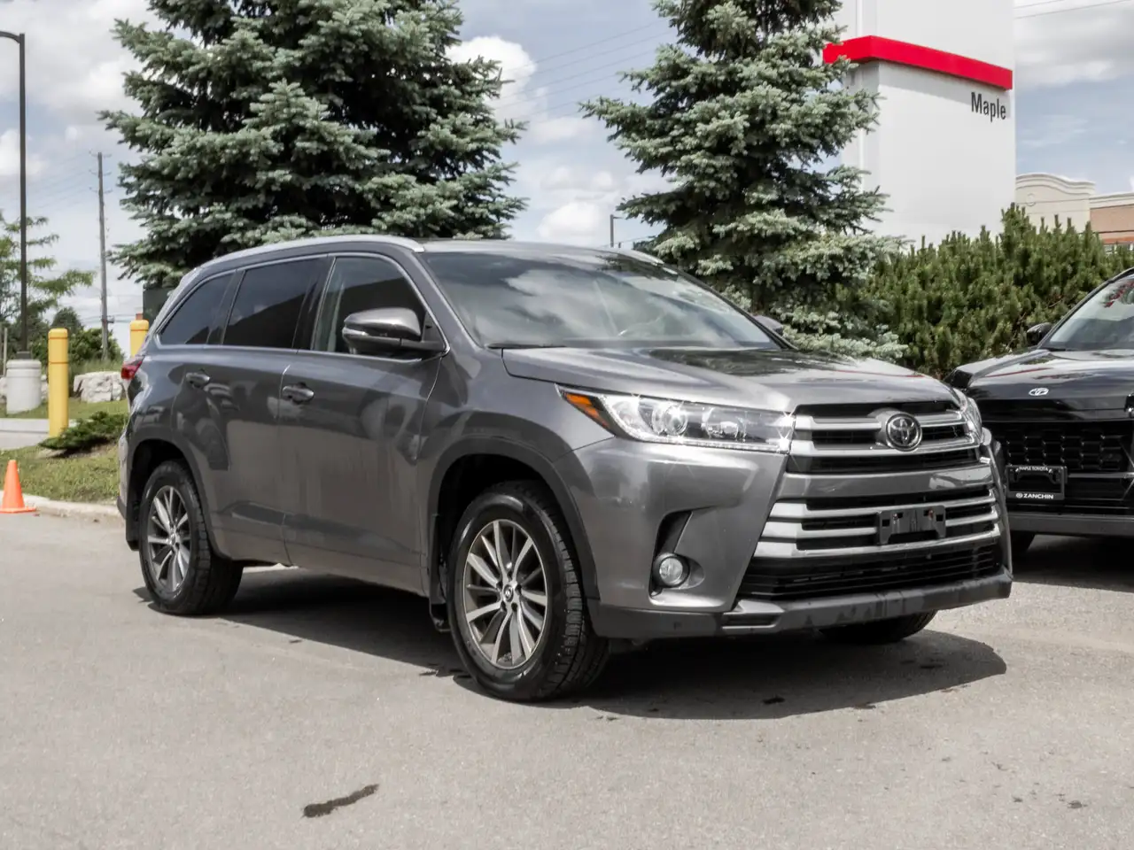 Toyota Highlander снимка Toyota Highlander