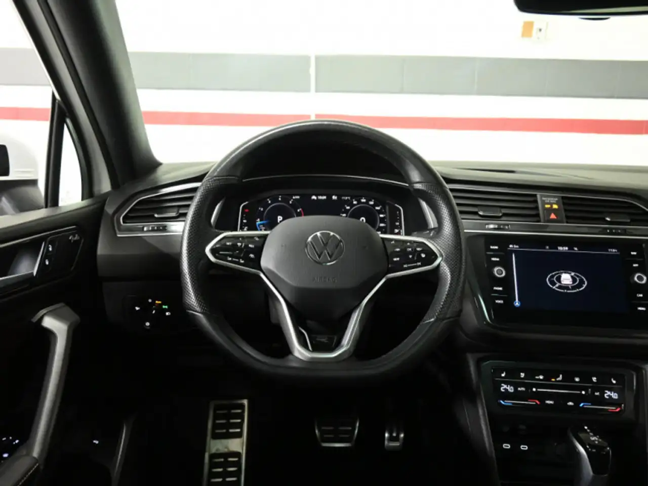 Volkswagen Tiguan снимка Volkswagen Tiguan