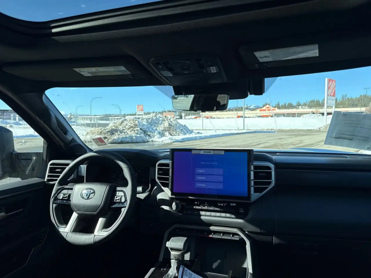 Toyota Tundra снимка Toyota Tundra