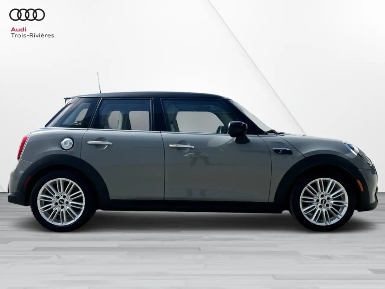 MINI 5 Door снимка MINI 5 Door