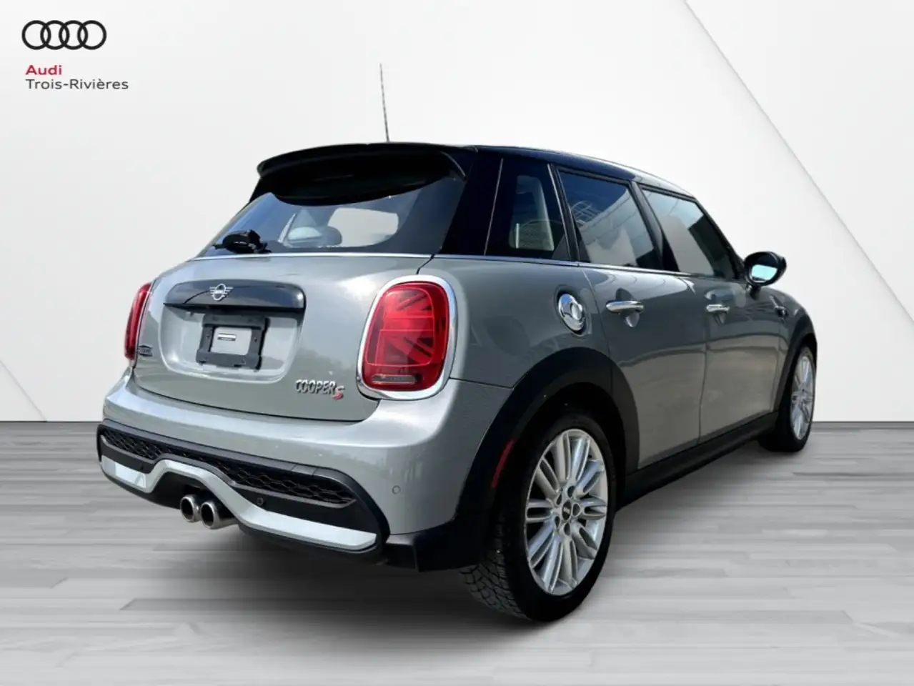MINI 5 Door снимка MINI 5 Door